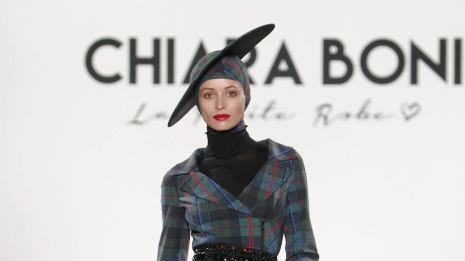 Chiara Boni La Shop 7 Chiara Boni La Shop -CHIARA BONI LA PETITE ROBE Sales 3 scaled