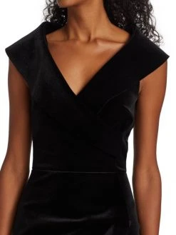 Chiara Boni La Petite Robe Velvet V-Neck Gown 7 Chiara Boni La Petite Robe Velvet V-Neck Gown -CHIARA BONI LA PETITE ROBE Sales unnamed file 807